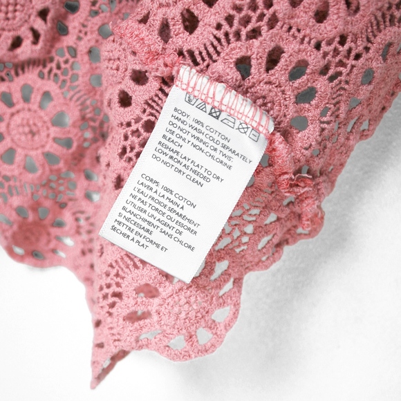 UO // Daisy Crochet Tank Top - Picture 3 of 4